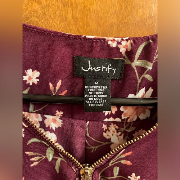 Skies are Blue Chambray dress with two other medium dresses! - Picture 9 of 10